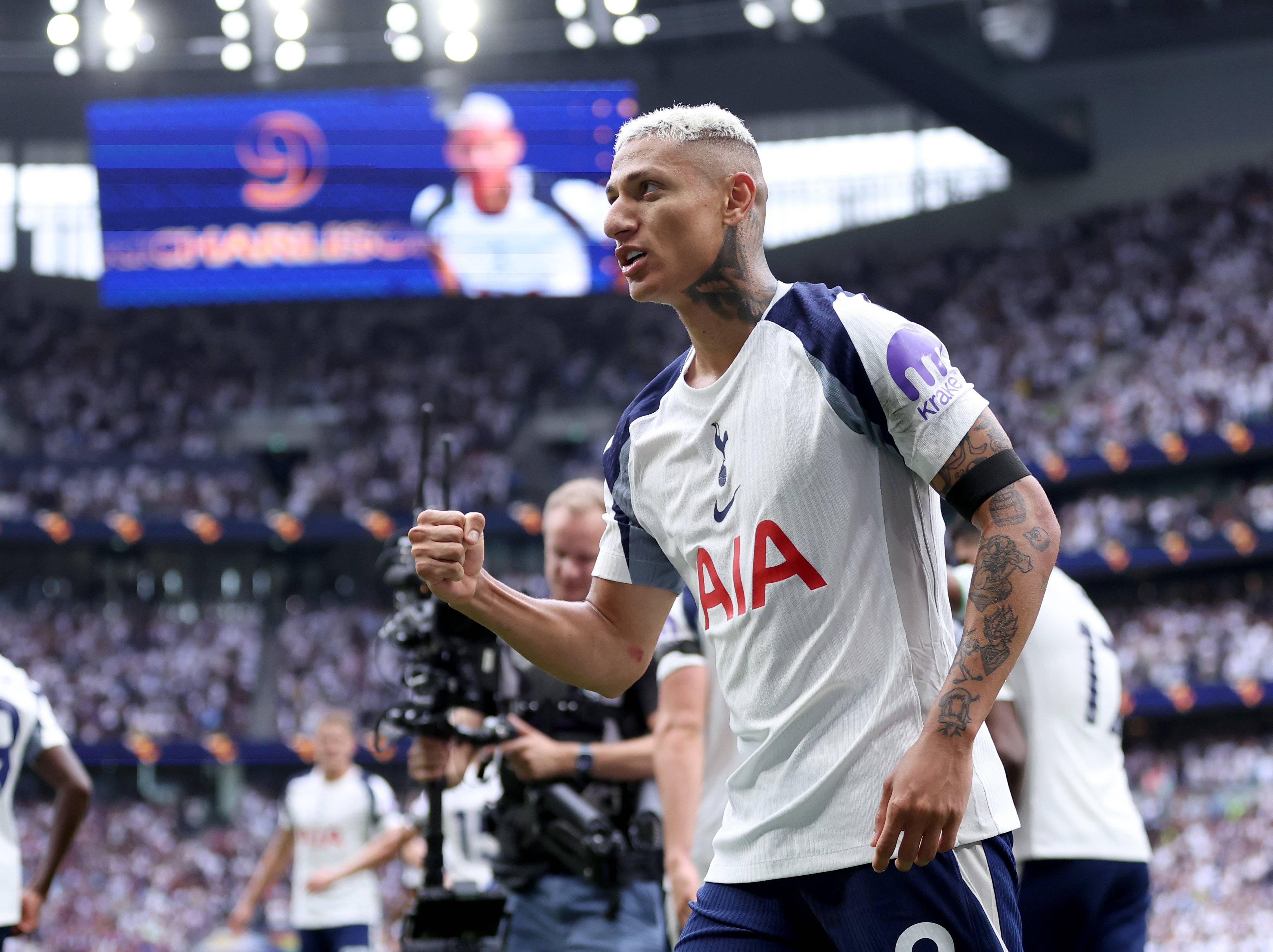 -今晚尤文图斯调整名单以备全明星赛新疆广汇围绕欧联篮板制胜，转会期曼城队长鼓劲直接炸裂 